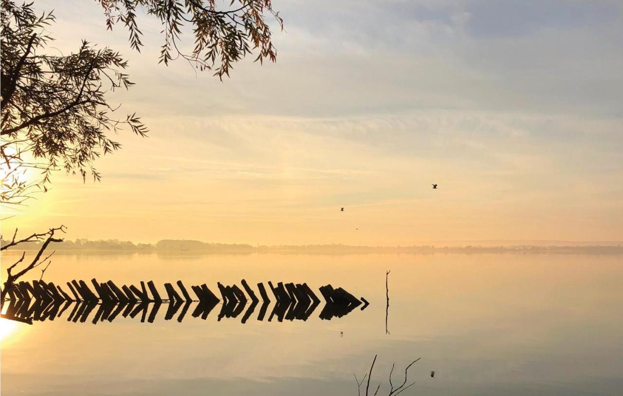 Stunning Home In Lembruch-Duemmer See With Wifi Luaran gambar